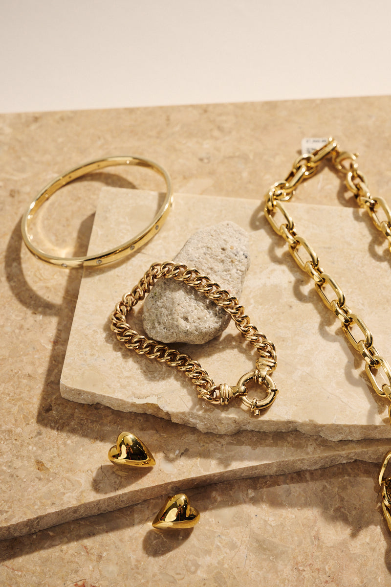 The Rising Gold Price: What It Means for Stones Diamonds