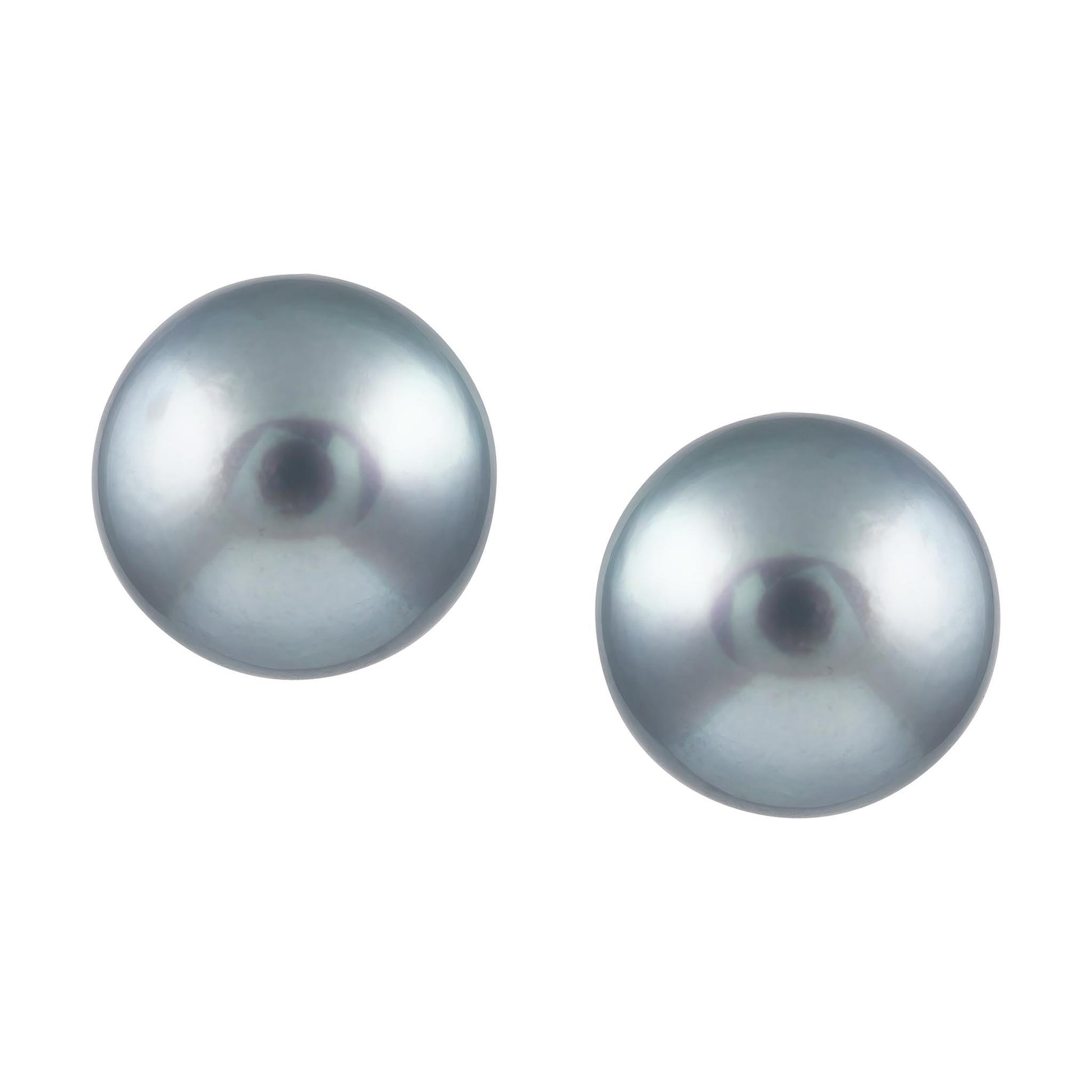 Tahitian pearl studs
