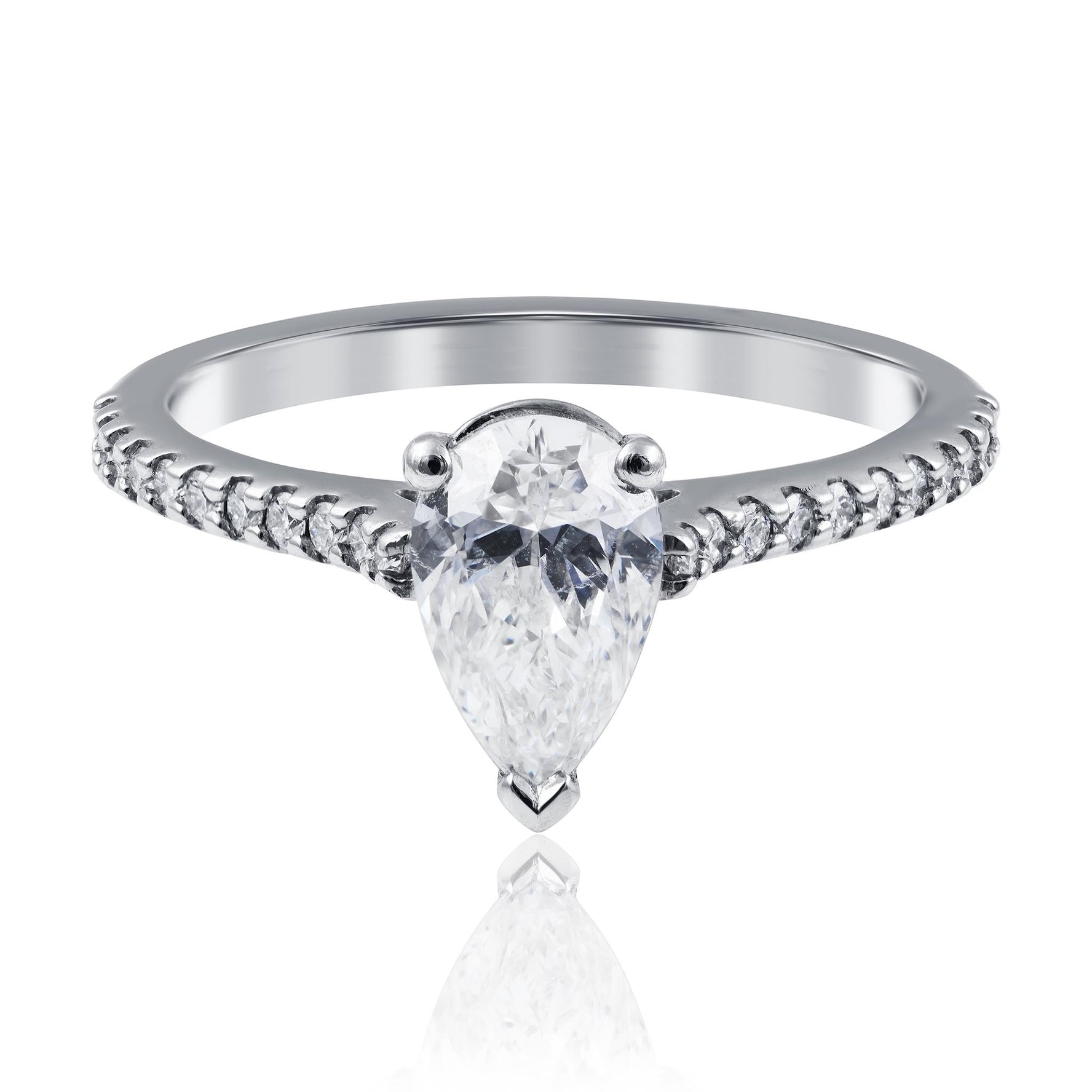 1ct Pear cut diamond ring