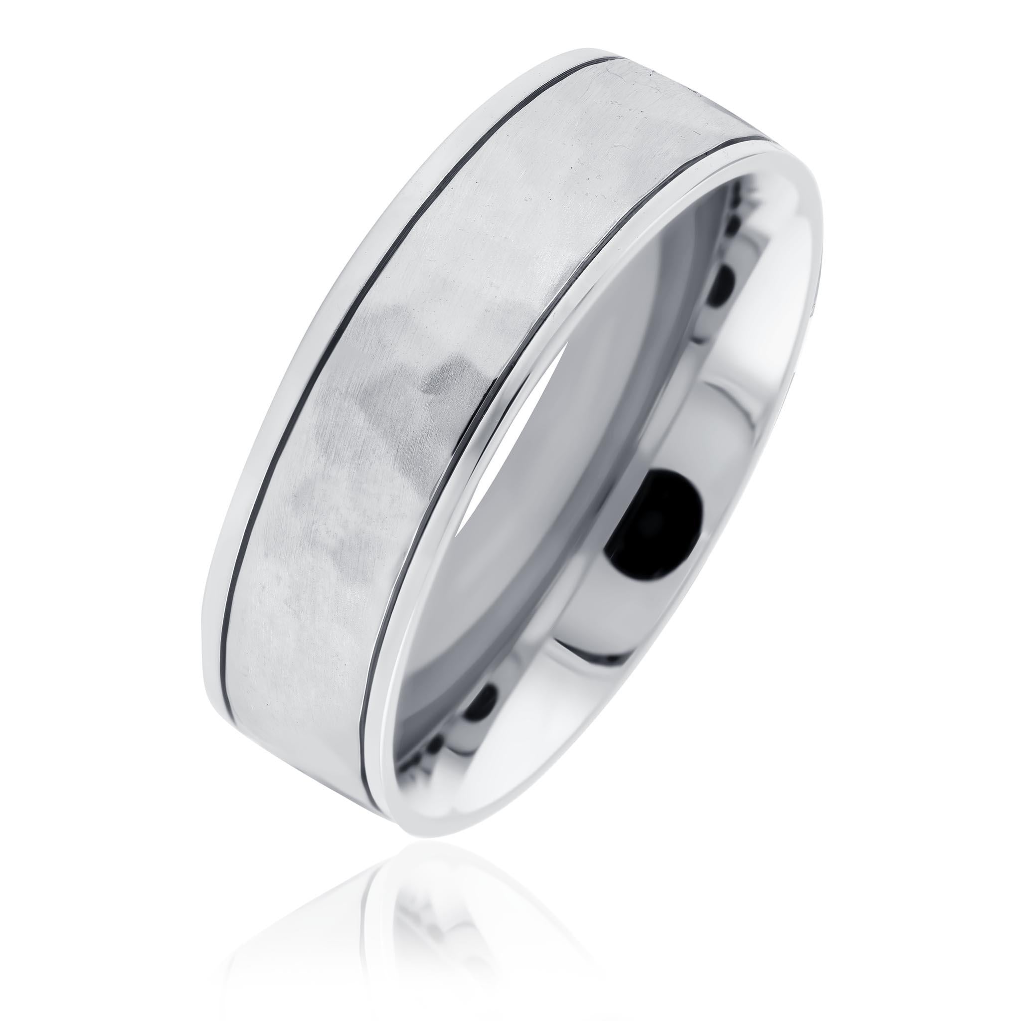 hammered Style Gents Wedding Ring