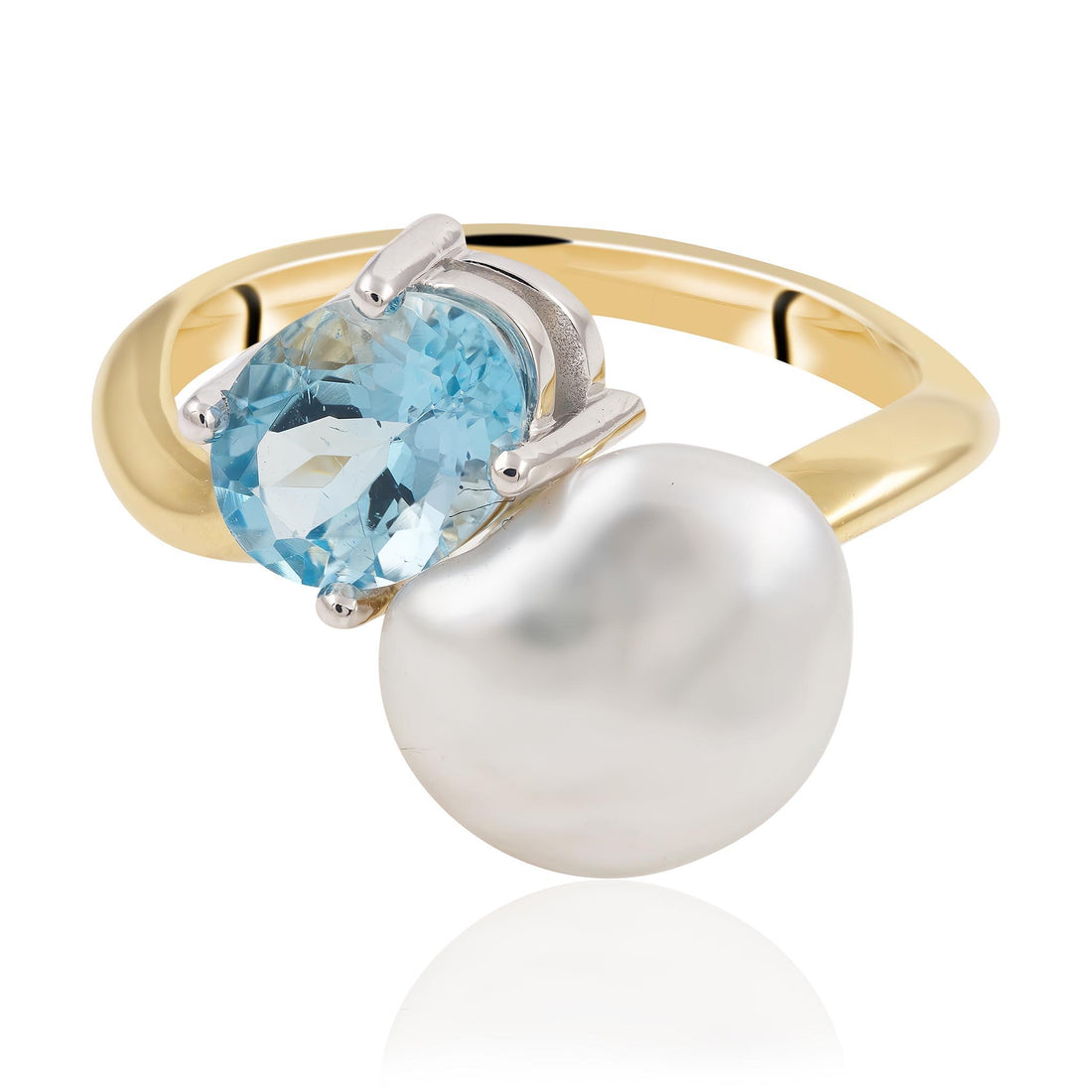 Aquamarine and Pearl Ring