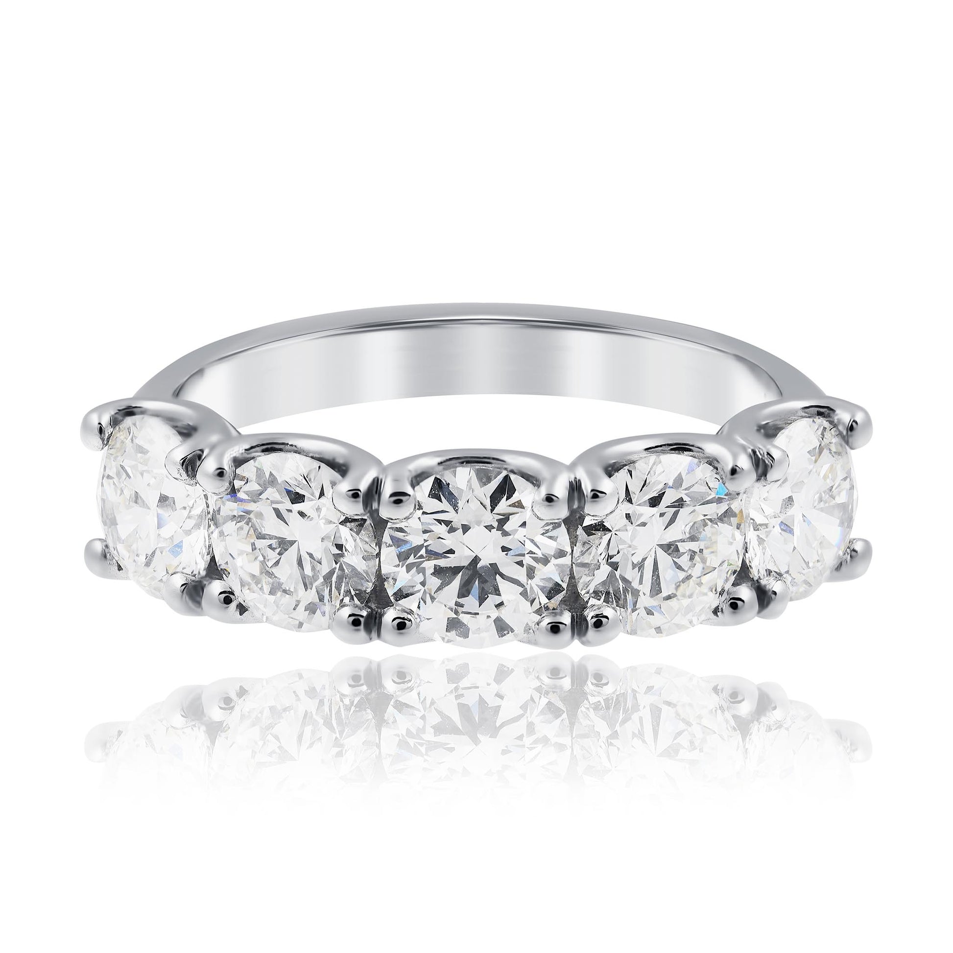 Five round brilliant cut diamonds