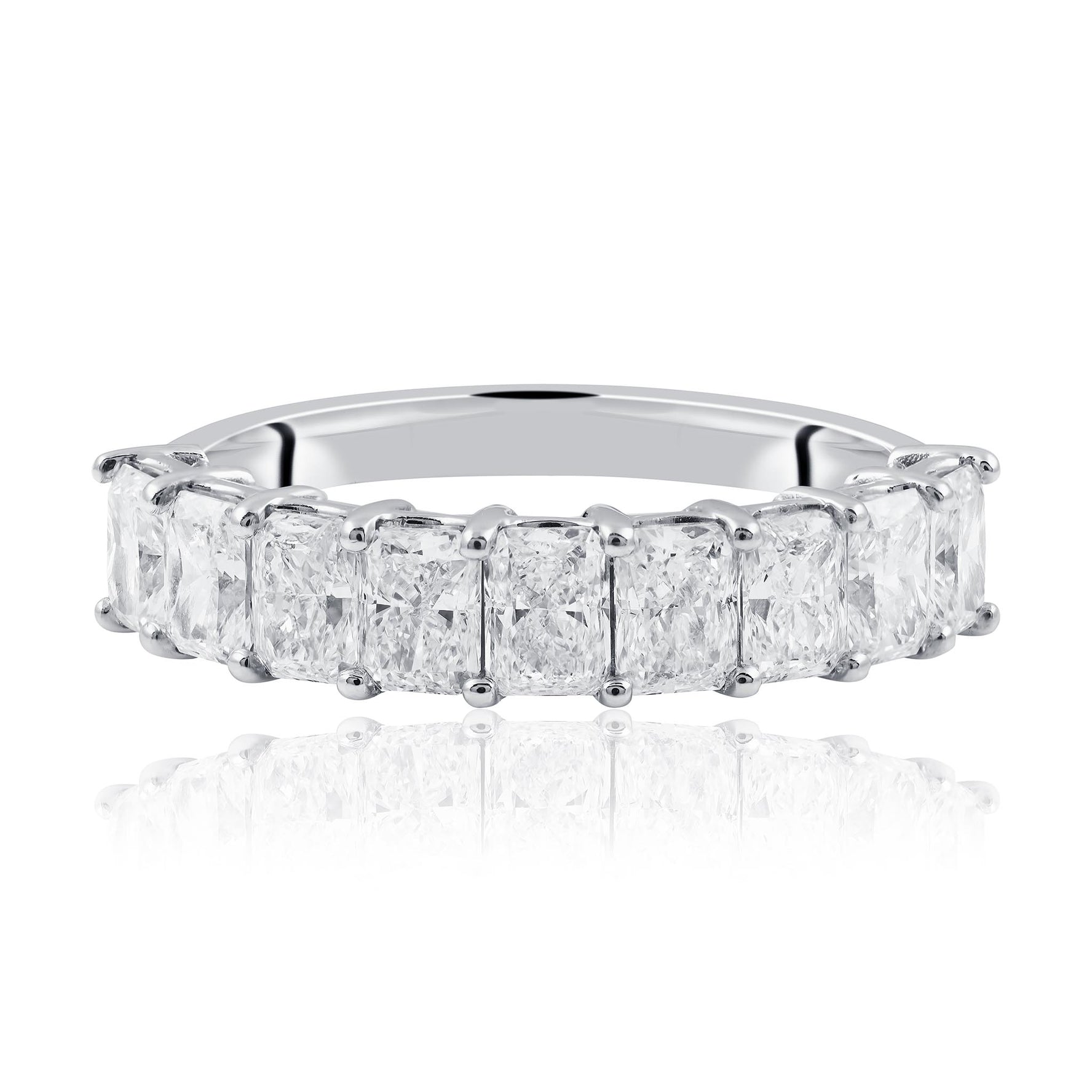 Radiant Cut Diamond Ring