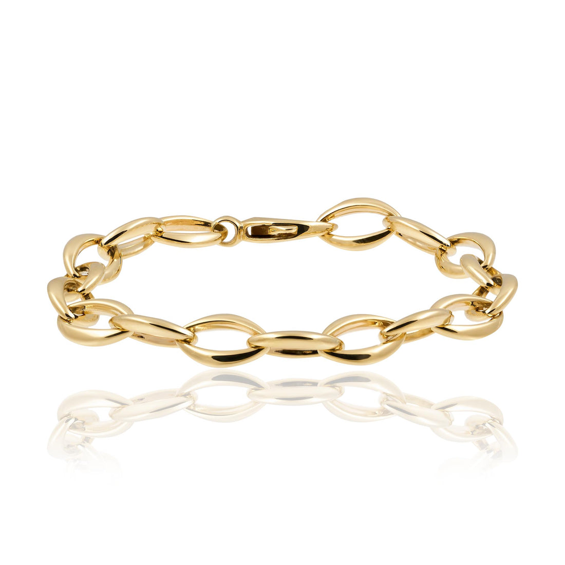 Oval link gold bracelet