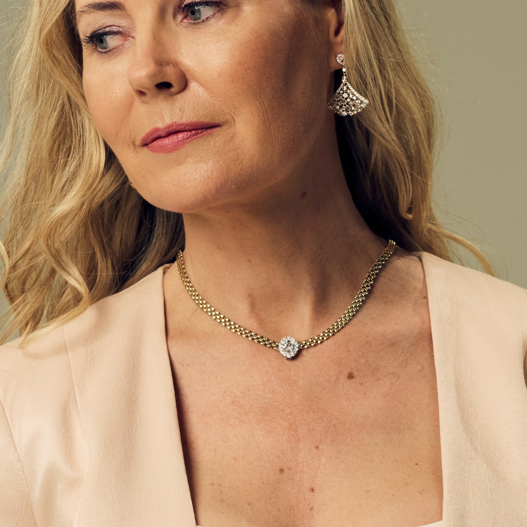 Oval Cut Diamond Halo Necklet