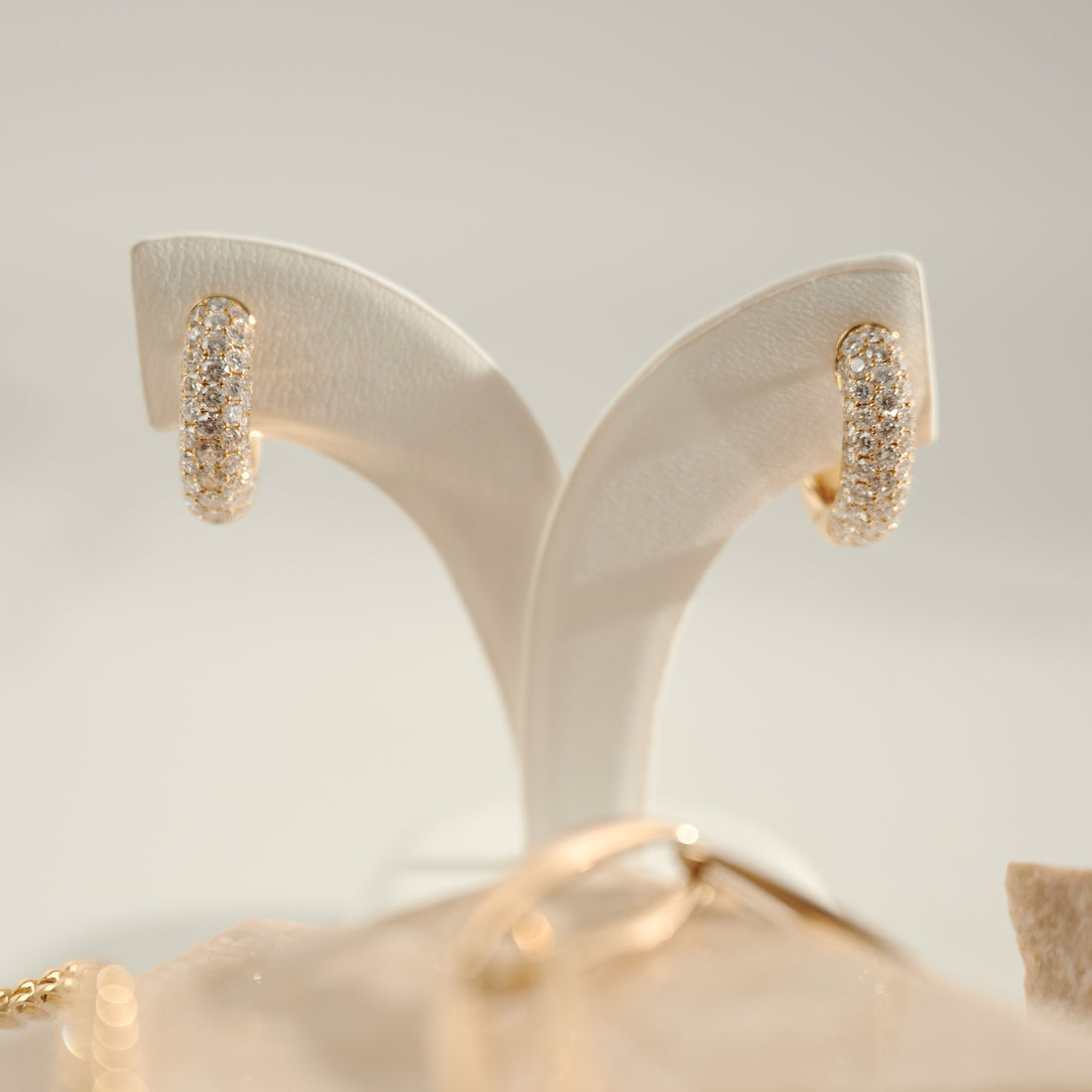 2ct Diamond Huggie Earrings