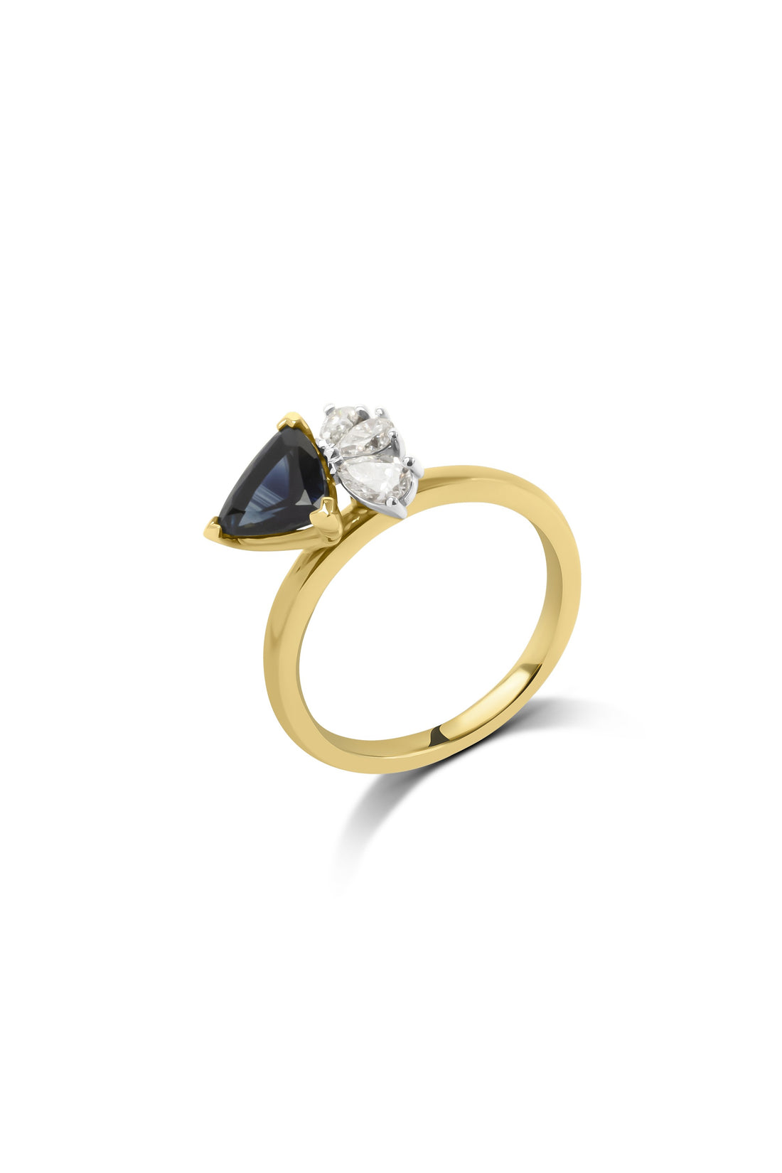 Yellow Gold Australian Inverell Sapphire & Diamond Ring