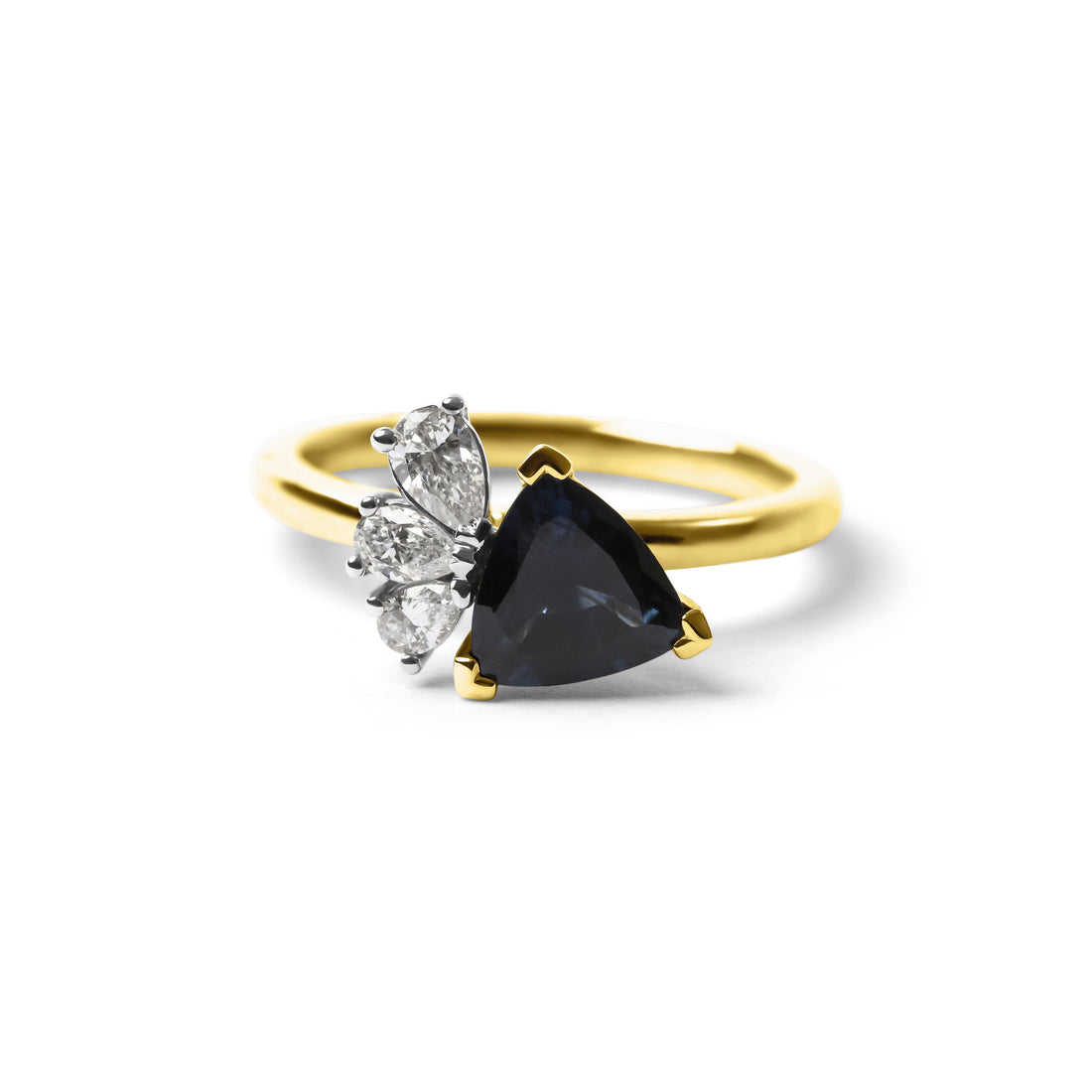 Yellow Gold Australian Inverell Sapphire & Diamond Ring