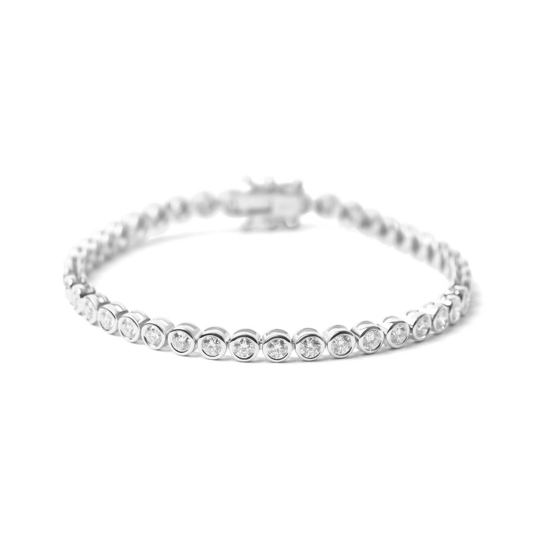 18ct White Gold Bezel Set Diamond Bracelet