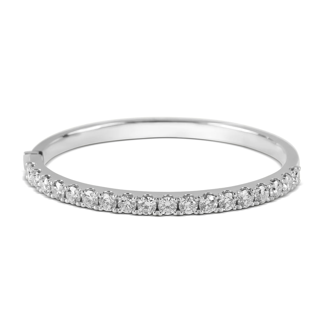 18ct White Gold 5.95ct Diamond Bangle