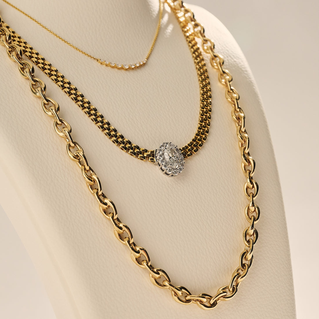 Small Oval Link Necklet