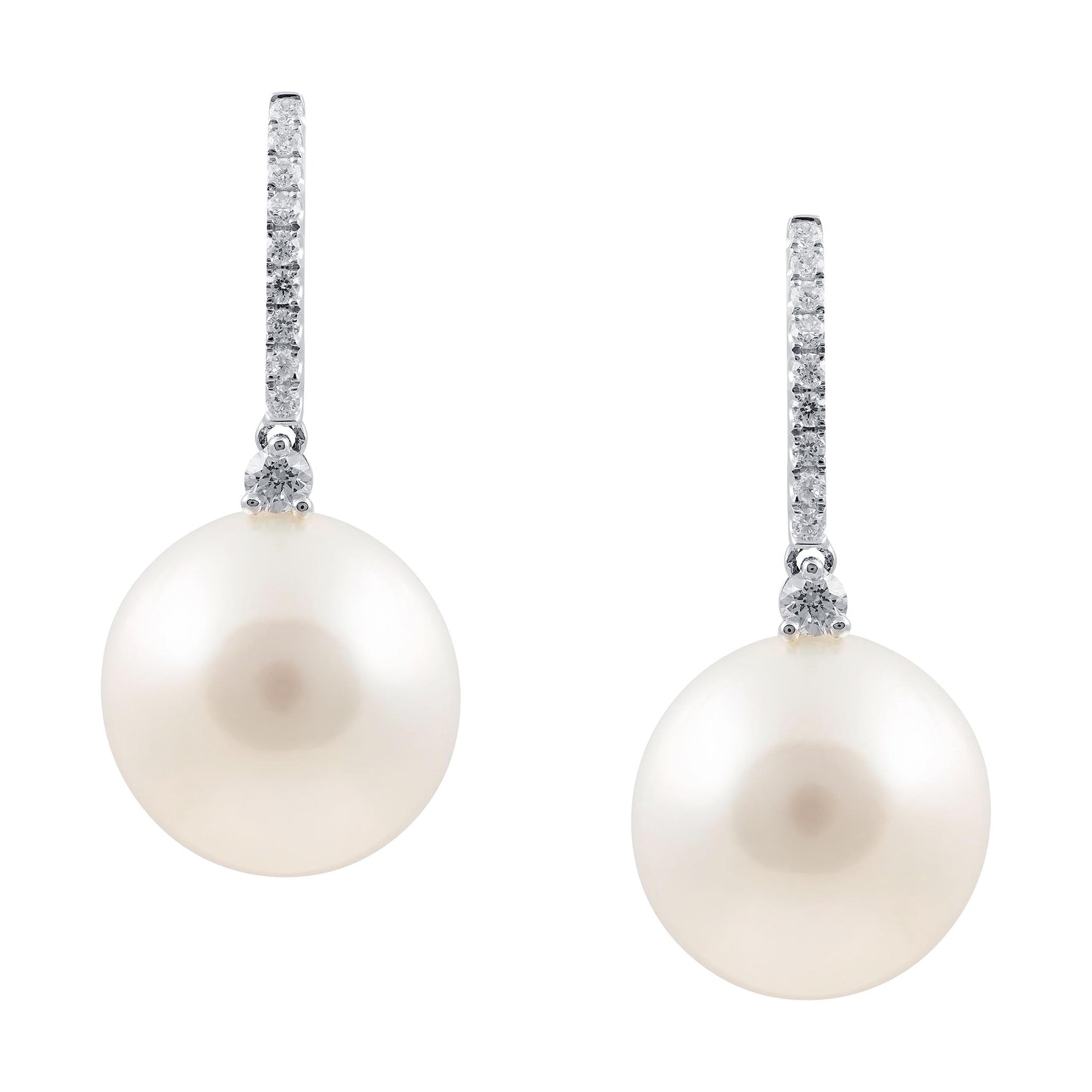 Pearl and diamond Earrings